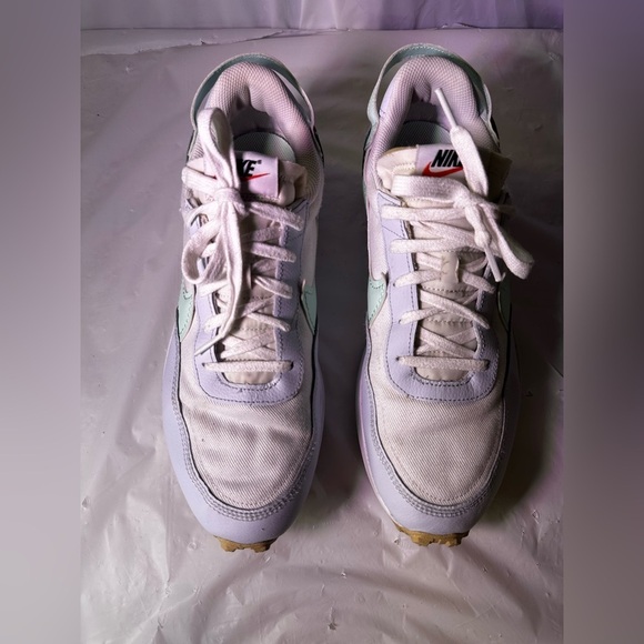 Nike White and Gray Apparel main image 6